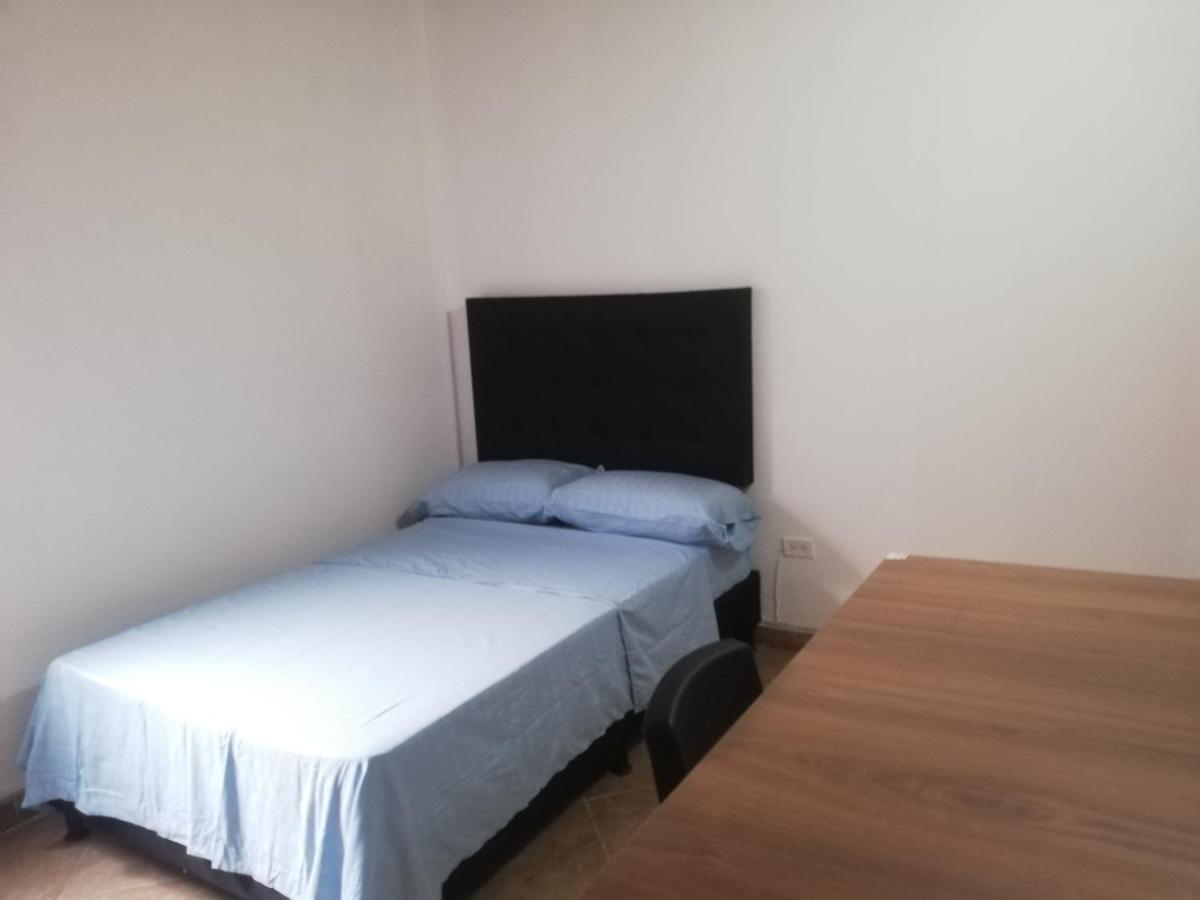 Dahelihost Guest house